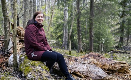 Mari Lilja metsässä